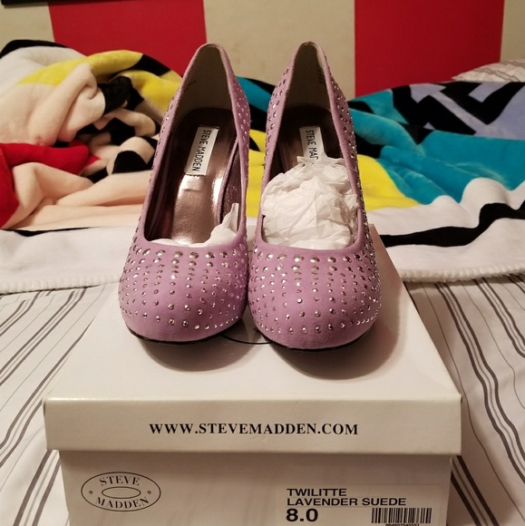 Lavender pumps - Picture 2 of 3